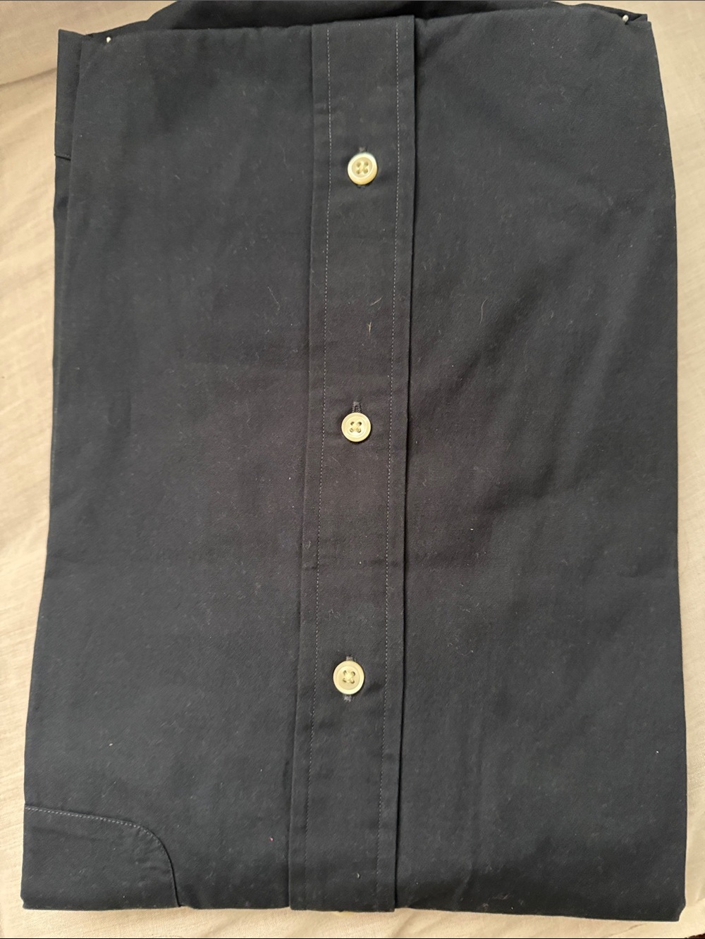 Lot of 2 men’s shirts (1) Daniel cremieux navy (1) Pendleton gold. Size medium - Picture 7 of 7